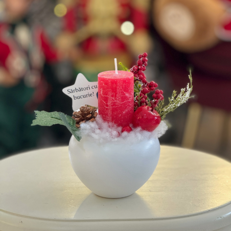 Decor festiv cu lumânare roșie