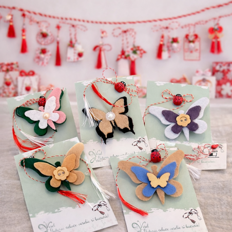 Set 5 mărțișoare din fetru – Fluturași handmade de primăvară