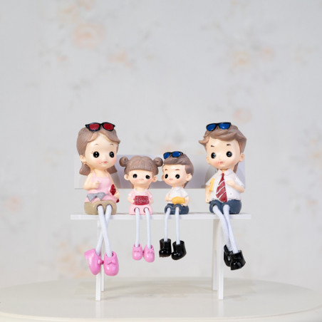 Set figurine - O familie de intelectuali!